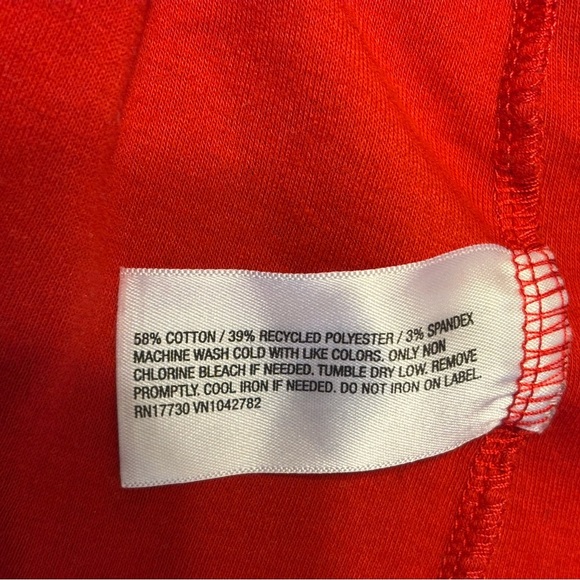 A New Day Red Scoop Neck Knit Tank Size Large Perfect Condition - Picture 3 of 4